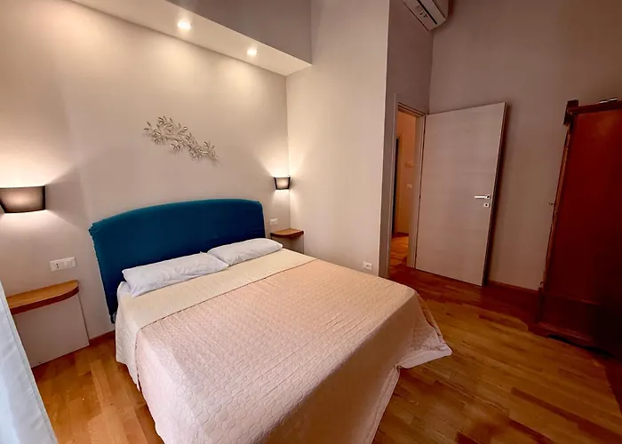 Le Nereidi * לה ספציה